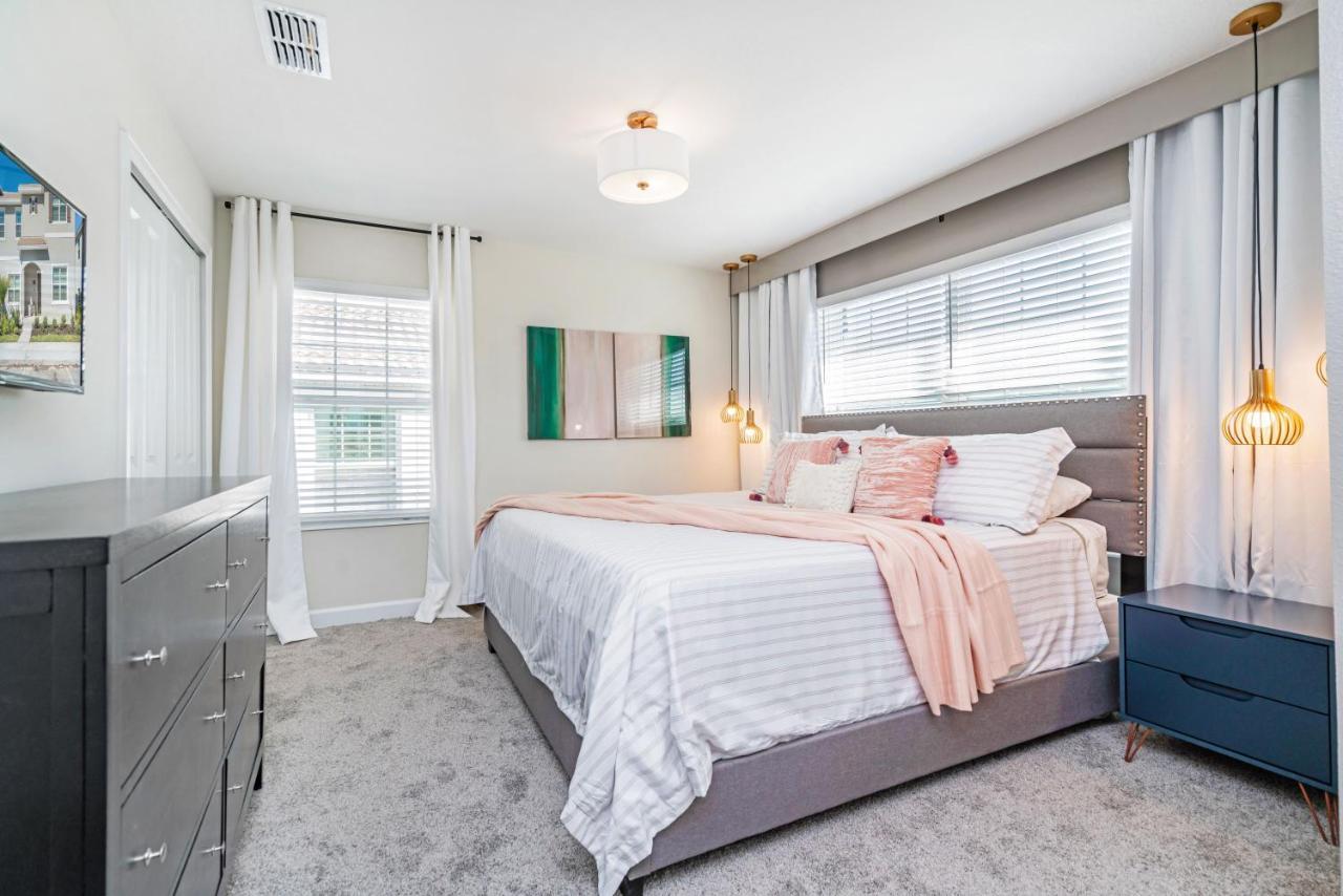 Beautiful Modern Home Wprivate Pool Near Wdw Kissimmee Luaran gambar